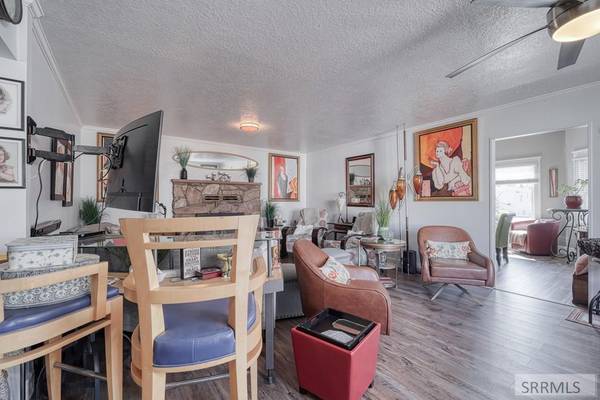 $1,620 / 1br - 1970ft2 - This little 1 bedroom 1 bathroom cottage features lots of  potentials (IDAHO FALLS)63952520392322123
