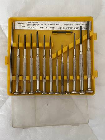 Screwdriver wrench set 1