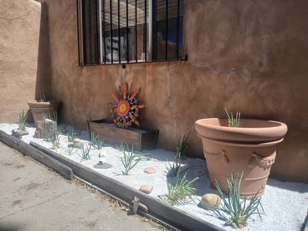$2,600 / 3br - 1675ft2 - Casa con 3 habitaciones, 2 baños + estudio de 400 pies cuadrados + oficina (Santa Fe)63659798562817122