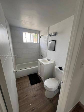 $1,451 / 1br - ONE OR TWO BEDROOM - SECTION 8 YES -  NO CASH ?  - WILL TAKE PAYMENTS (MIAMI - ALLAPATTAH)64051002584834124