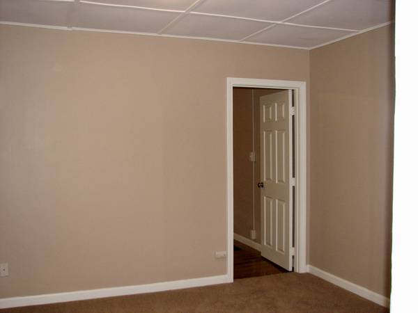 $1,585 / 1br - Beautiful apartment with private entrance, heat and hot water included (Milford)63912517264898122