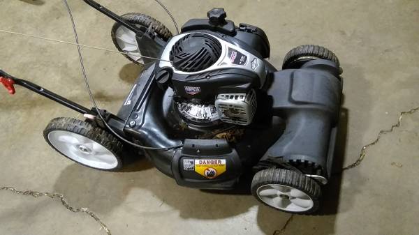 Self propelled mower - $175 (Nixa)62925981734145120