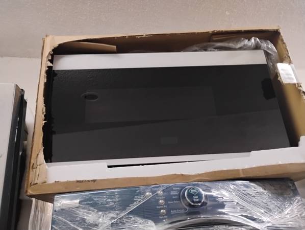 Brand new Samsung bespoke  microwave over the range 1