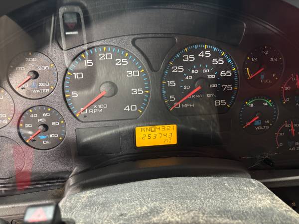 2004 INTERNATIONAL 4400 SPB LP 4x2 - $43,000 (St. Francis)63470069673603124