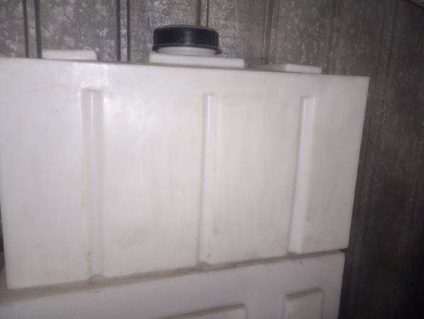 Poly Rectangular Tank 75 gallon 1
