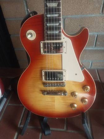 Les Paul, Stratocaster, Telecaster, SG, Gibson, Fender-Squire - $239 - $23963471080960003123