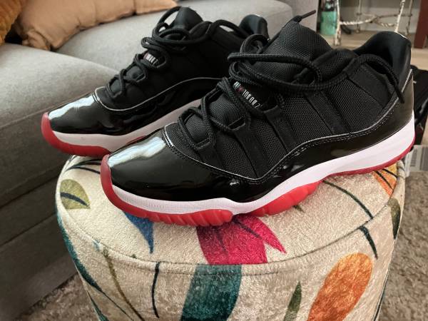 Jordan 11 Black& Red Patented Leather Low 1