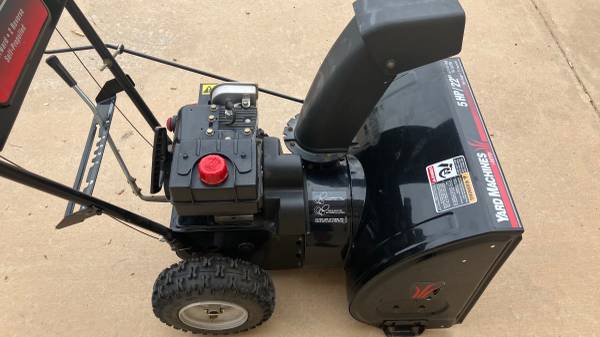 Yard Machine snowblower 1