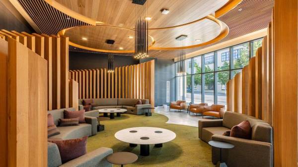 $1,805 / 1br - 659ft2 - Resort style pool, 2 gyms, clubroom and more! (Pearl District)64039055339651124