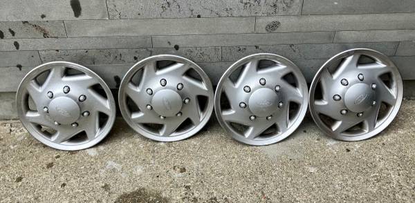 ford econoline e350 e250 hubcaps 1