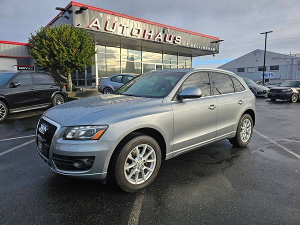 2011 Audi Q5 Premium Plus - $12,999 (Pre-Owned Luxury)636228581201931218