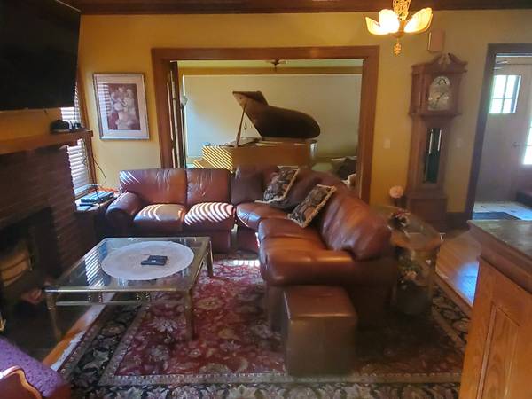 $1,000 / 2000ft2 - Rare Bedroom Opening in Uptown Deluxe Unit (Uptown / Lake Calhoun)64003959090562122