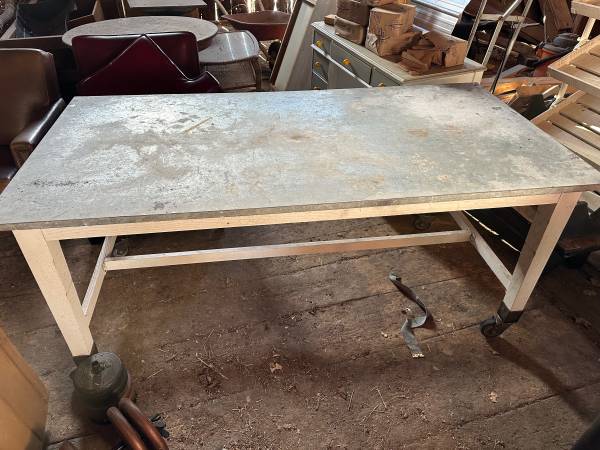 Industrial farmhouse table 1