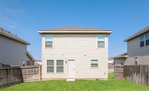 $1,975 / 4br - 1687ft2 - Ft Worth rental homes - 1 Month Free (Ft Worth)63796376120963124