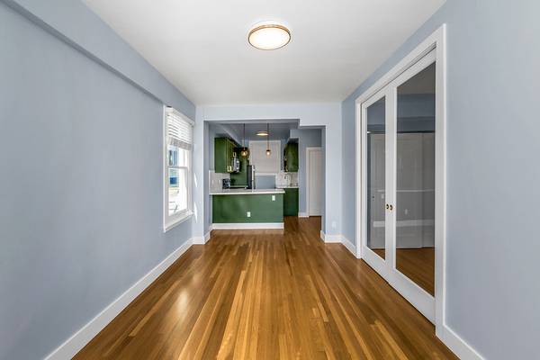 $4,095 / 1br - 639ft2 - 1 Bedroom//2355 Leavenworth&Chestnut/W/D in unit/ Coming soon!! (russian hill)64000757436673123