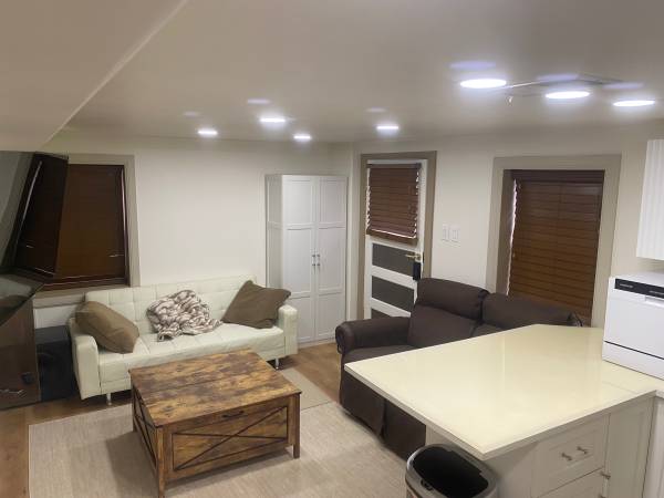 $1,420 / 1br - 540ft2 - Apartment / Mother-in-Law Suite *Fully Furnished!* (Farmington)63969196495362120