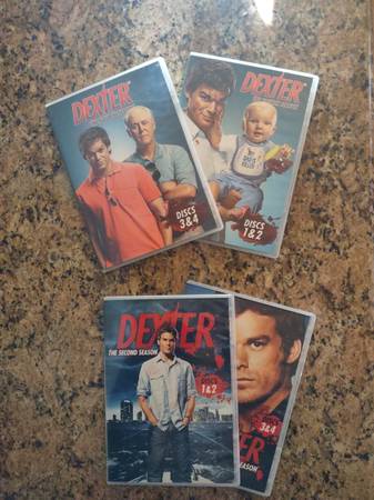 DVDs de Dexter, temporadas 2 y 4 - 10 USD (Lake Havasu City)