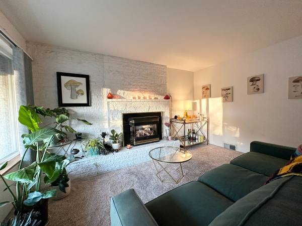 $800 / 1br - 130ft2 - Room for Rent in Burien (Burien)63688388545537121
