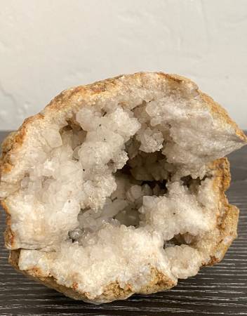 Natural Quartz Geode 1