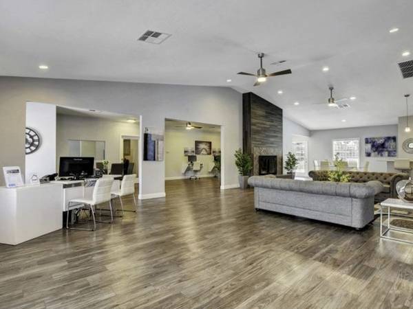 $1,114 / 1br - 680ft2 - Business Center, Refrigerator, 1/BD (3937 Spencer Street, Las Vegas, NV)63859498487171123