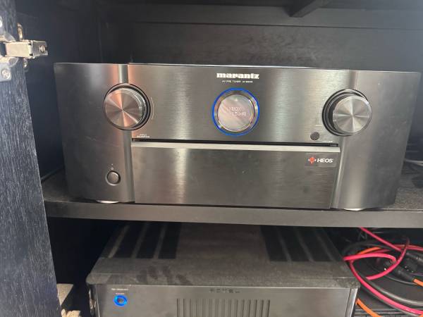 Marantz AV8805 AV Pre-Tuner / Processor – $2,850 – Excellent Condition 1