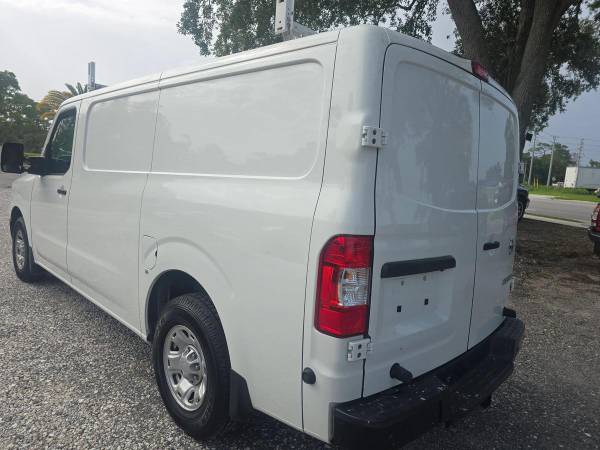 2021 Nissan NV3500 HD - Photo 7