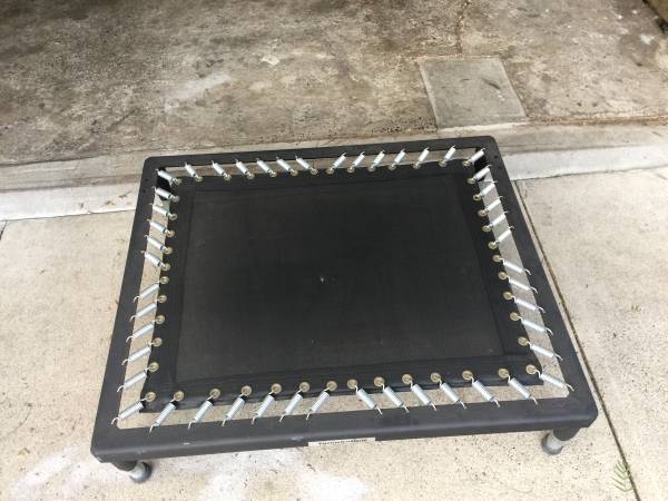 TRAMPOLINE  36"  X   44" 1