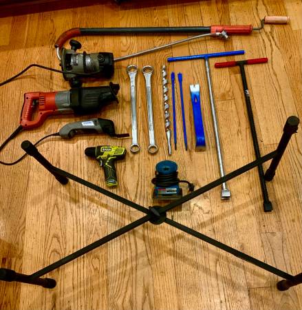 Power and hand Tools DIY Carpenter Plumber Electrician Milwaukee 1