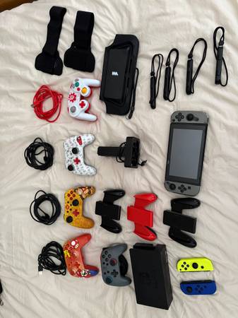 Nintendo Switch Bundle 1