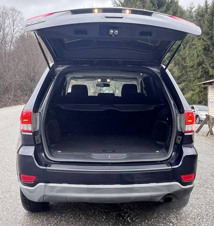 2012 Jeep Grand Cherokee Laredo 1 DUEÑO VT INSPECCIONADO***Ron’s Auto Vt - $7,995 (W. Rutland, Vt)63622593864067124