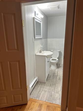 $1,500 / 1br - 1 bedroom apartment month to month (no pets) (Taunton)63996404080642124