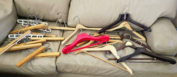 WOOD HANGERS 1