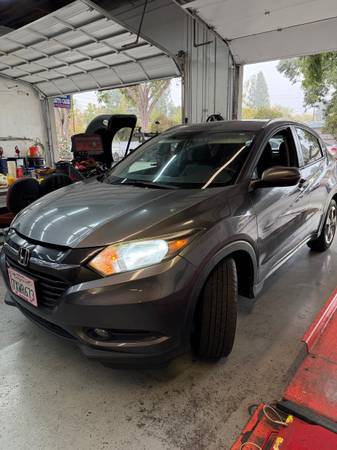 2017 Honda HRV EX-L 1