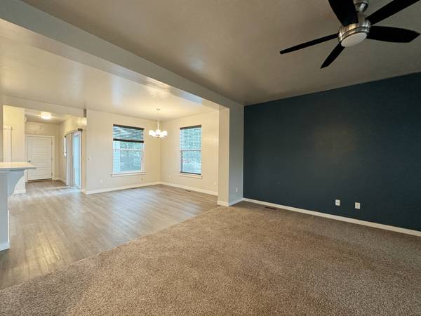 $2,195 / 3br - 2157ft2 - Move-In Ready! Spacious and beautiful 3 bd/2.5 bath! (Meridian)63981533352195122