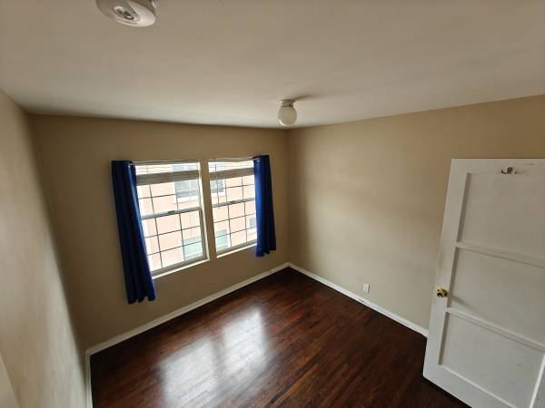 $1,400 / 2br - 900ft2 - Habitación en alquiler en Culver City (Jefferson Blvd)63840110096771123