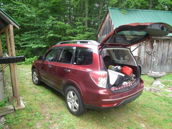 O9 SUBARU  5MARCHAS! 4x4  FORESTER  premium-X toneladas de servicio realizadas +bajo m - $4,995 (N.H./ frontera de Vermont)63622501175299122
