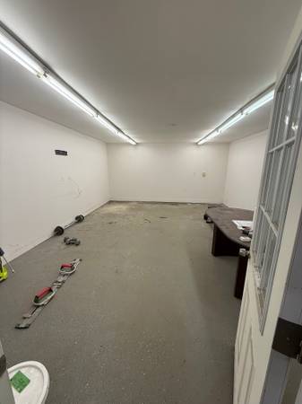 $3,500 / 2000ft2 - Auto Mechanic Shop For Rent (Ossining)63854480683523124