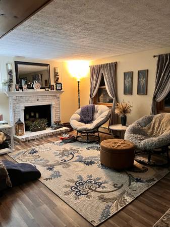$1,300 / 1br - 900ft2 - Rooms in Nashua, NH (Nashua)63932188699395122