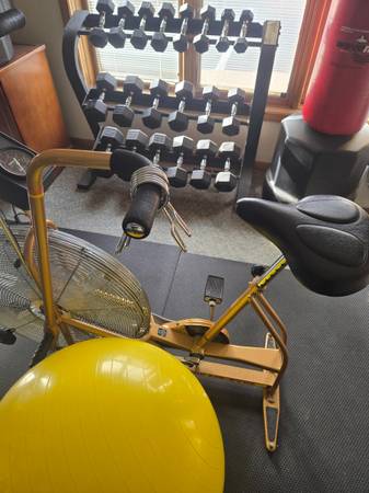 Chiropractor, Physical Therapist,  Acupuncturist, Trainer Office Share 1