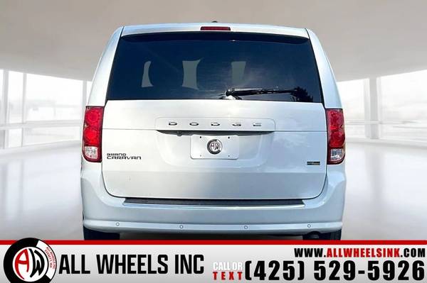 2017 Dodge Grand Caravan SE Plus Passenger - $11,900 (Everett, WA)63470770451073123