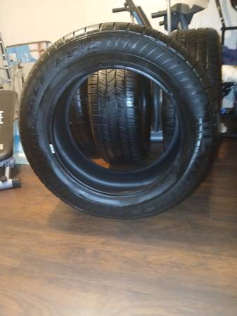 4 used Goodyear Eagle LS-2 P275/55R20 Tires 1