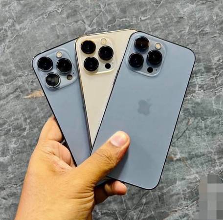 IPhone 13 pro Unlocked 1