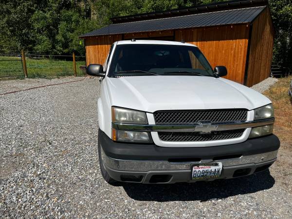 2004 Chevy Silverado 1500 - $8,00063442458088067121