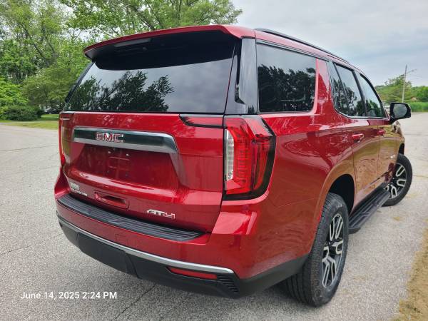 2024 GMC Yukon AT4 5.3L V8 4WD - $57,900 (Redford)63622092357123124