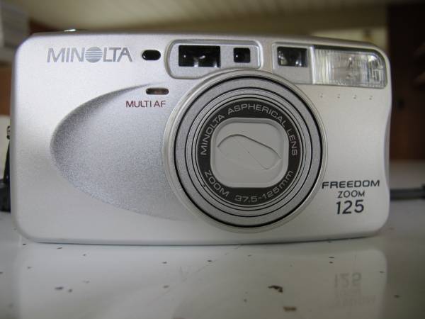 Minolta 35mm film camera 1