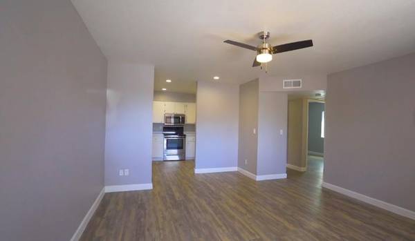 $1,024 / 1br - 720ft2 - Hardwood Flooring, Tour Today, Stainless Steel Appliances (Phoenix, Arizona)64024995249538120