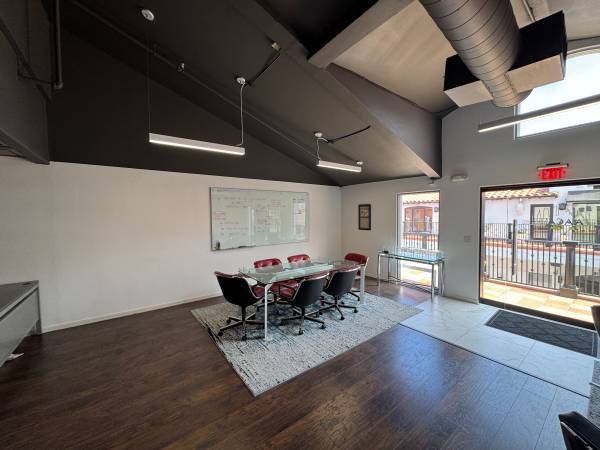 $4,997 / 1380ft2 - La Jolla Office / Retail Space | Ocean Views + Private bath  1380 SF (Downtown La Jolla)64037045971970124