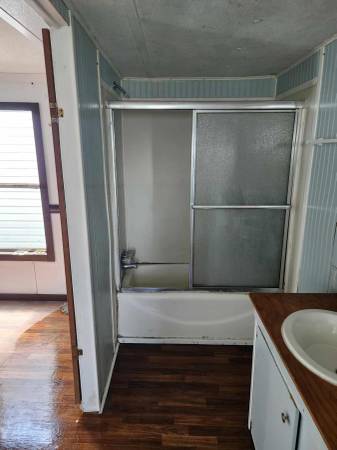 $25,500 / 2br - ****SINGLEWIDE WITH METAL ROOF WINDZONE 2, PLYWOOD FLOORS & FESH PAINT (Lake City)63823026415873121