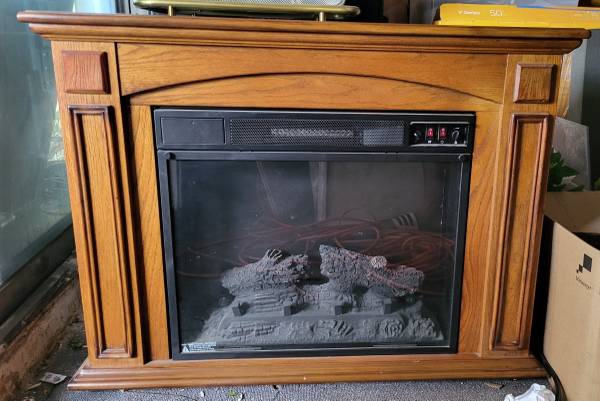 Console / Electric Fireplace 1