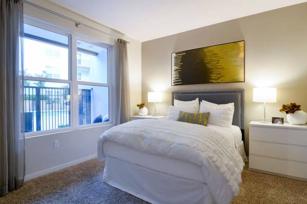 $4,662 / 2br - Located in Mountain View, 2/BD, Private Patio or Balcony (mountain view)63813715610241124